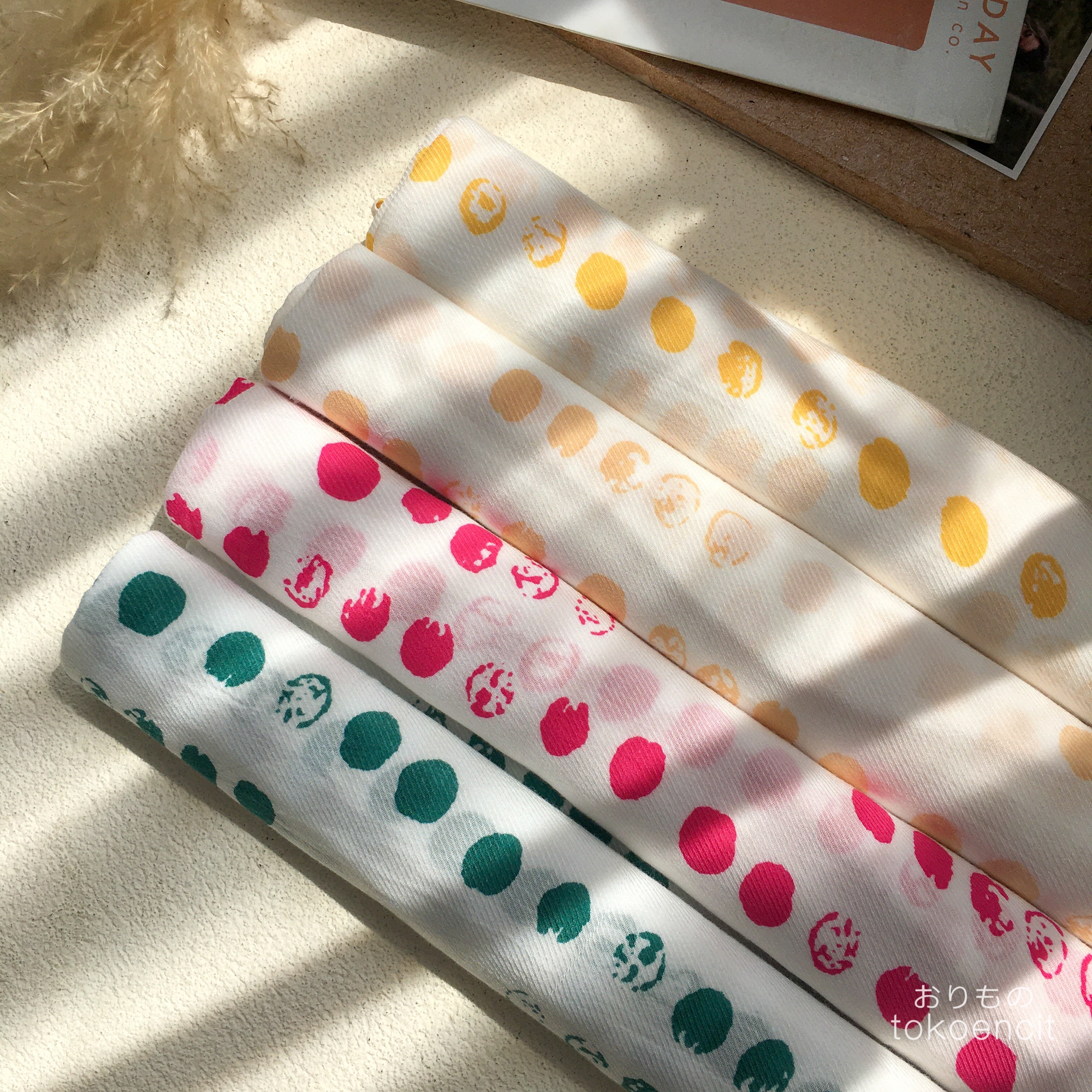 Rayon Tricotin | Medium Line Dot
