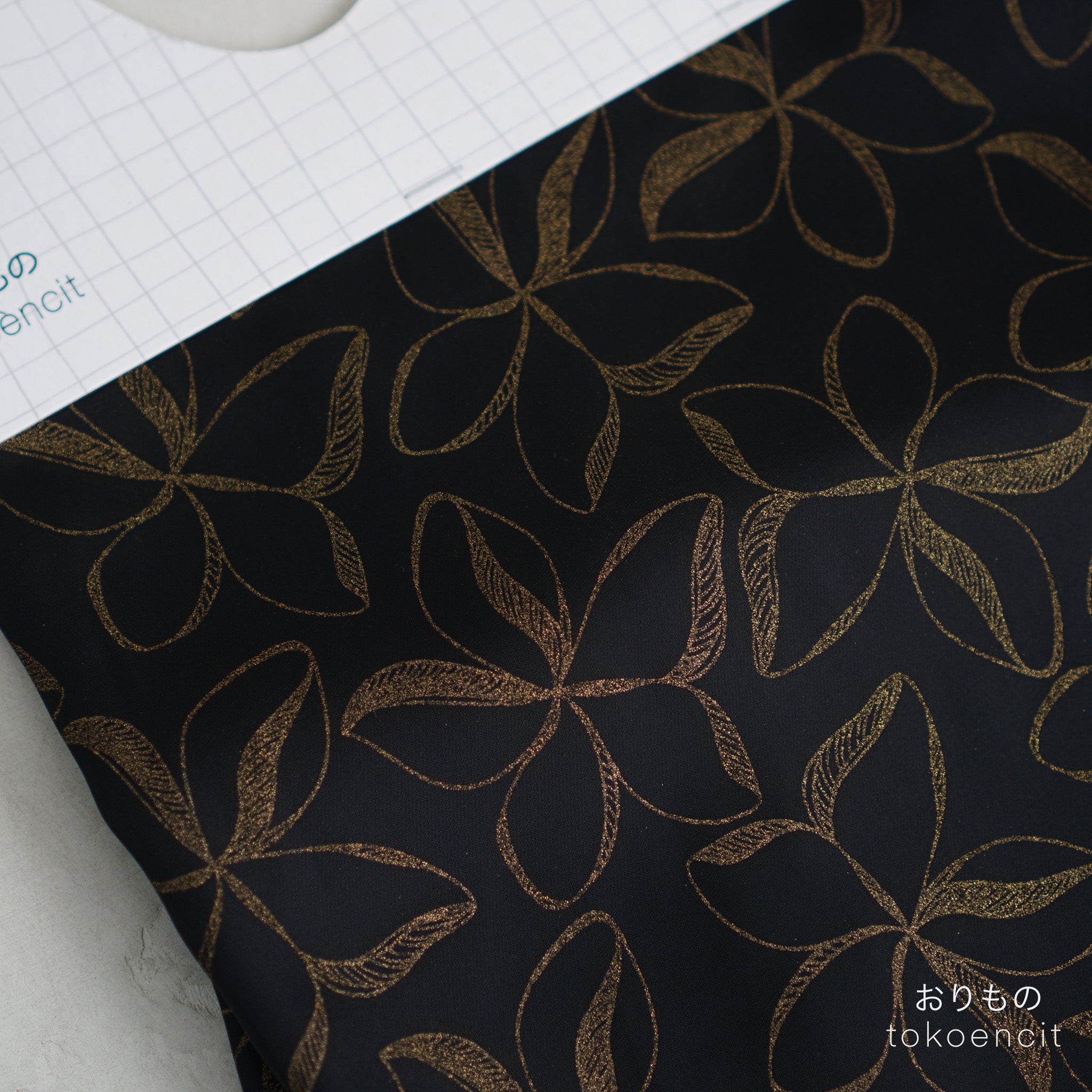 Chiffon Satin | Mono Lilium