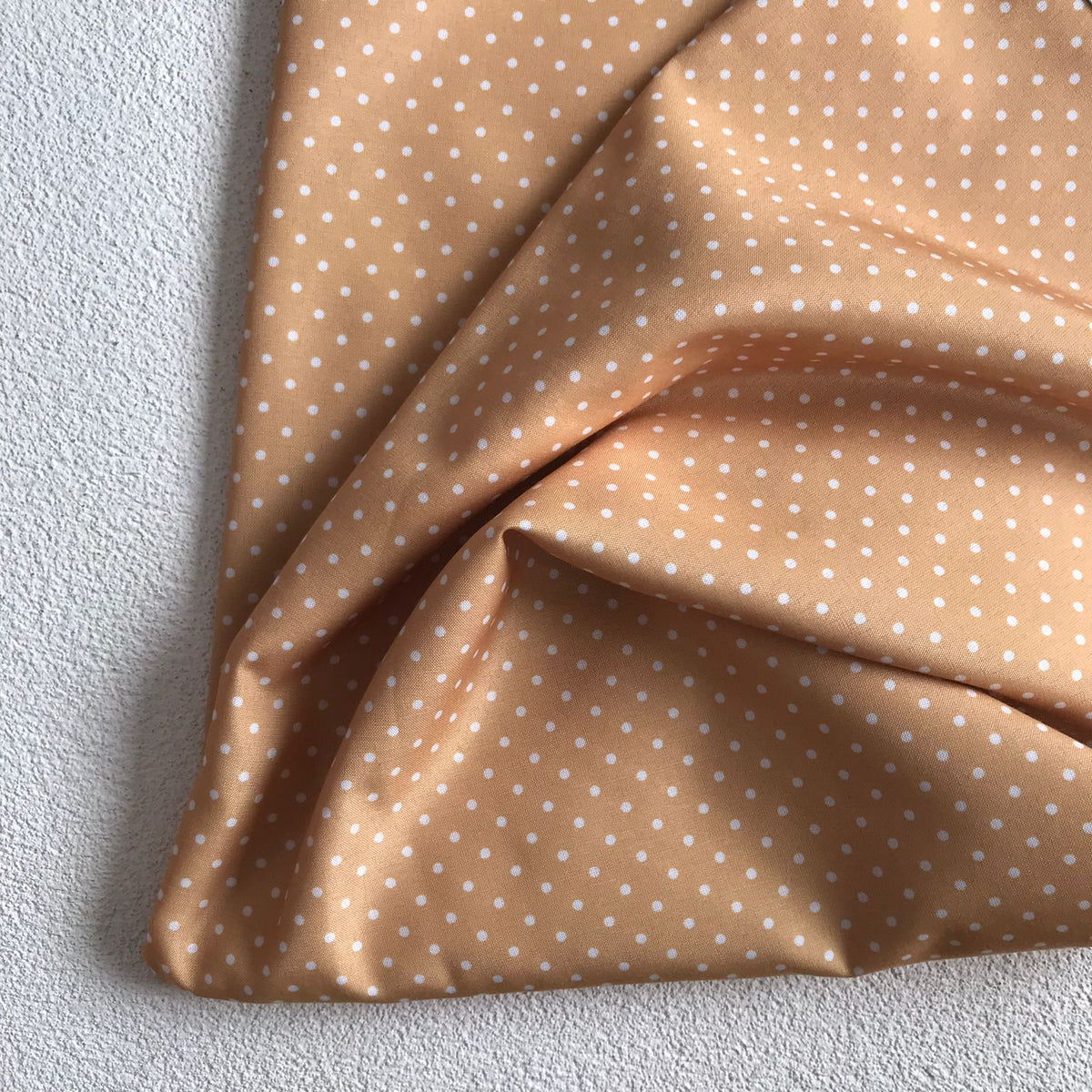 Decathlon | Negativ Dot
