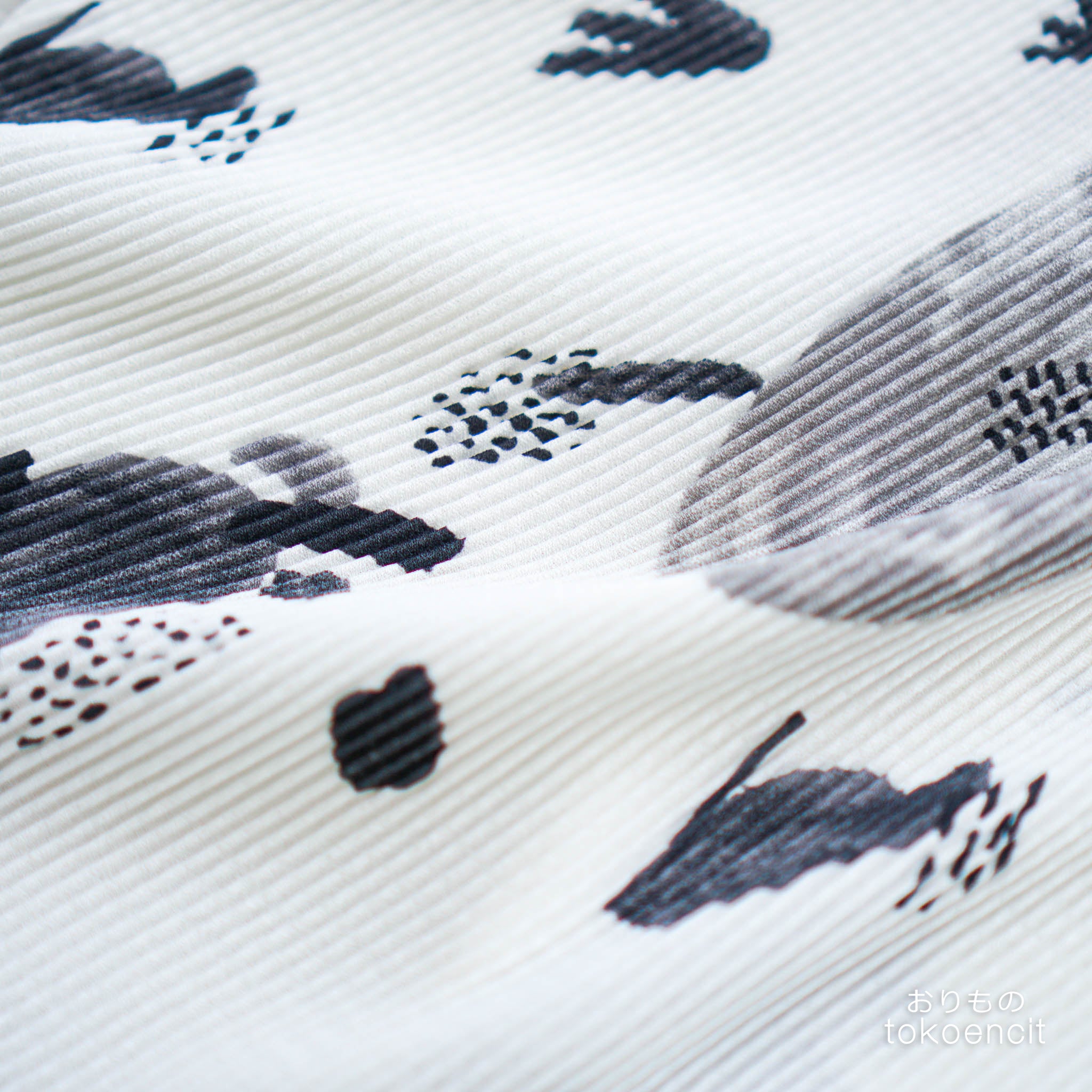 Poly Crepe Enzo | Pleat Lidi Artsy 3