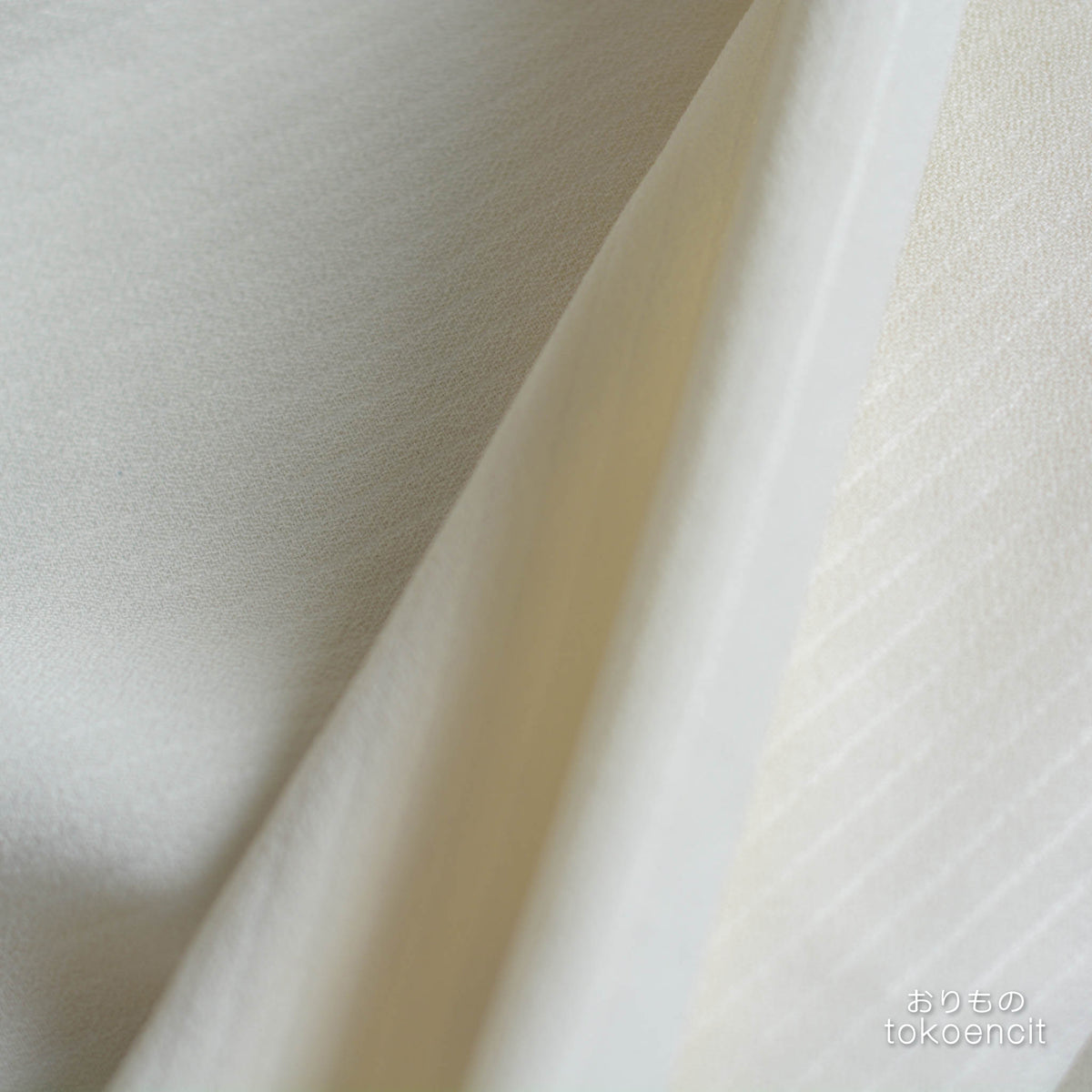 Back Sateen Crepe | E. Salur 05