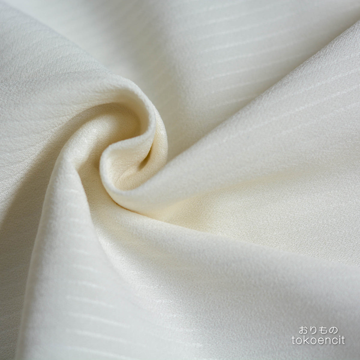 Back Sateen Crepe | E. Salur 05