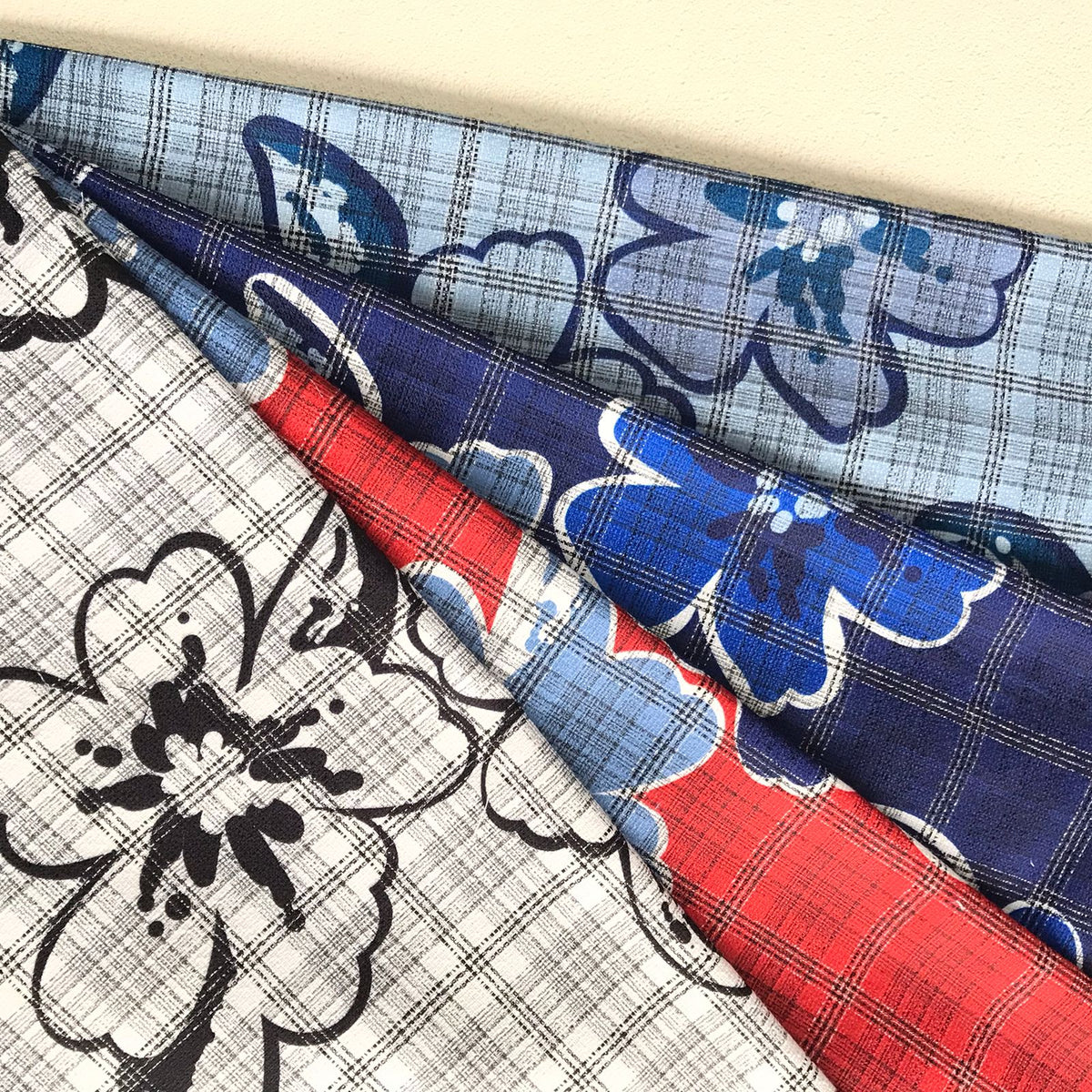 Tweed | Cosmo Flower