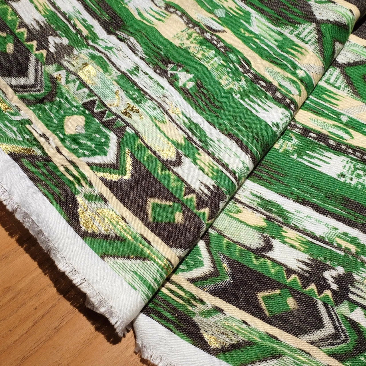 Euca Canvas | Tenun Ikat