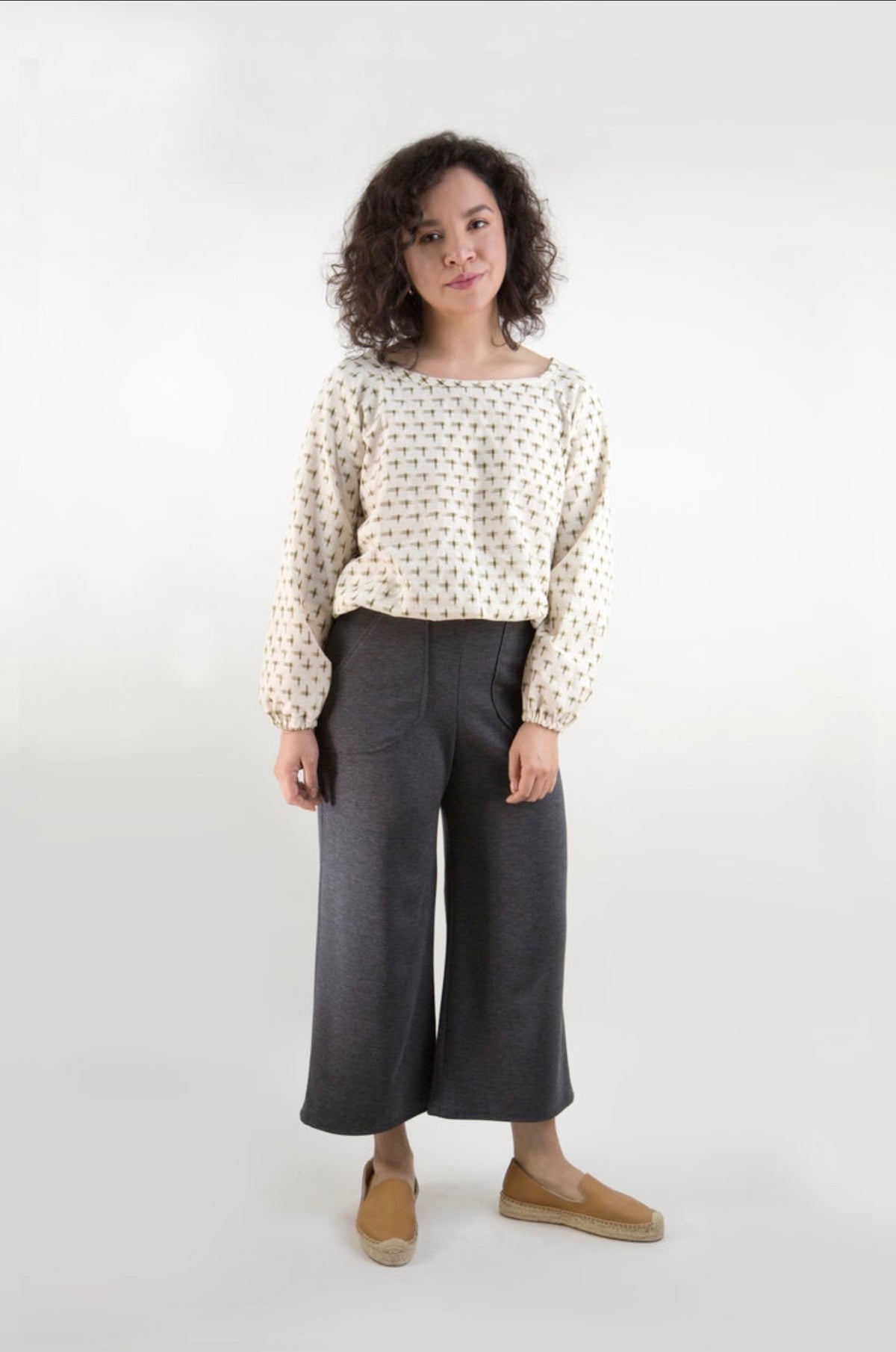 Paper Pattern : Raglan Blouse | Friday Pattern Co