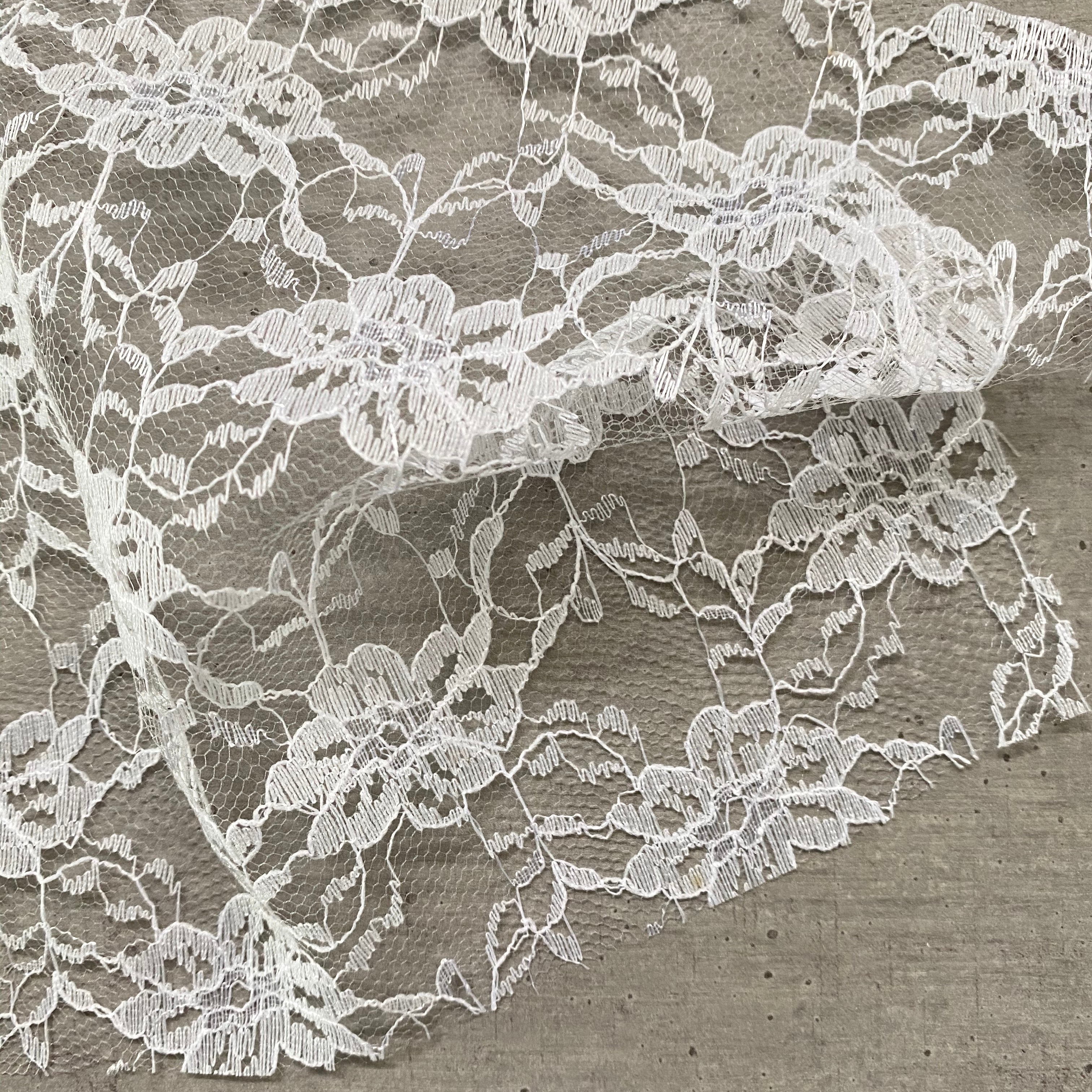 Brocade Anyelir | Solid