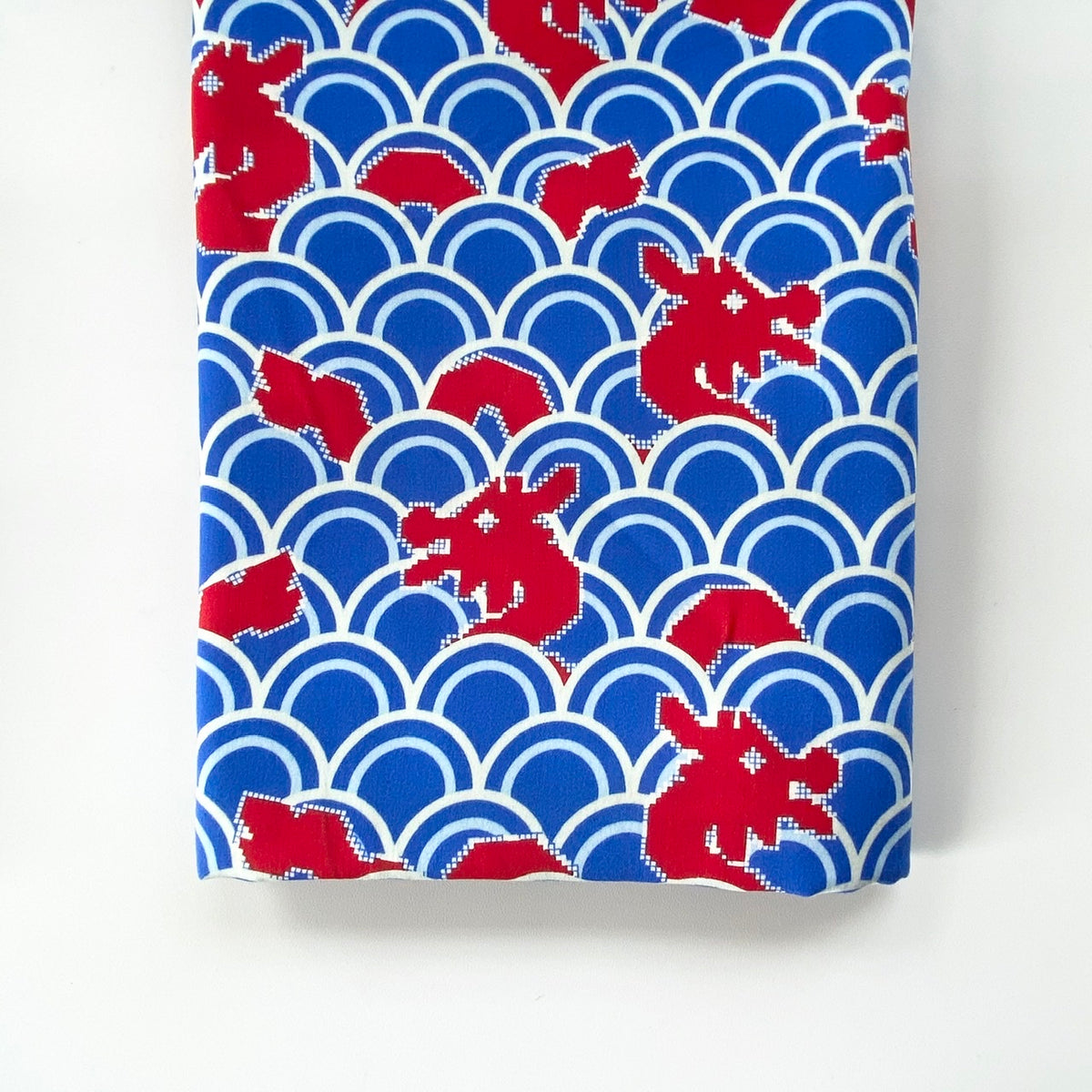 Rayon Broken Sateen | Dragon Playground