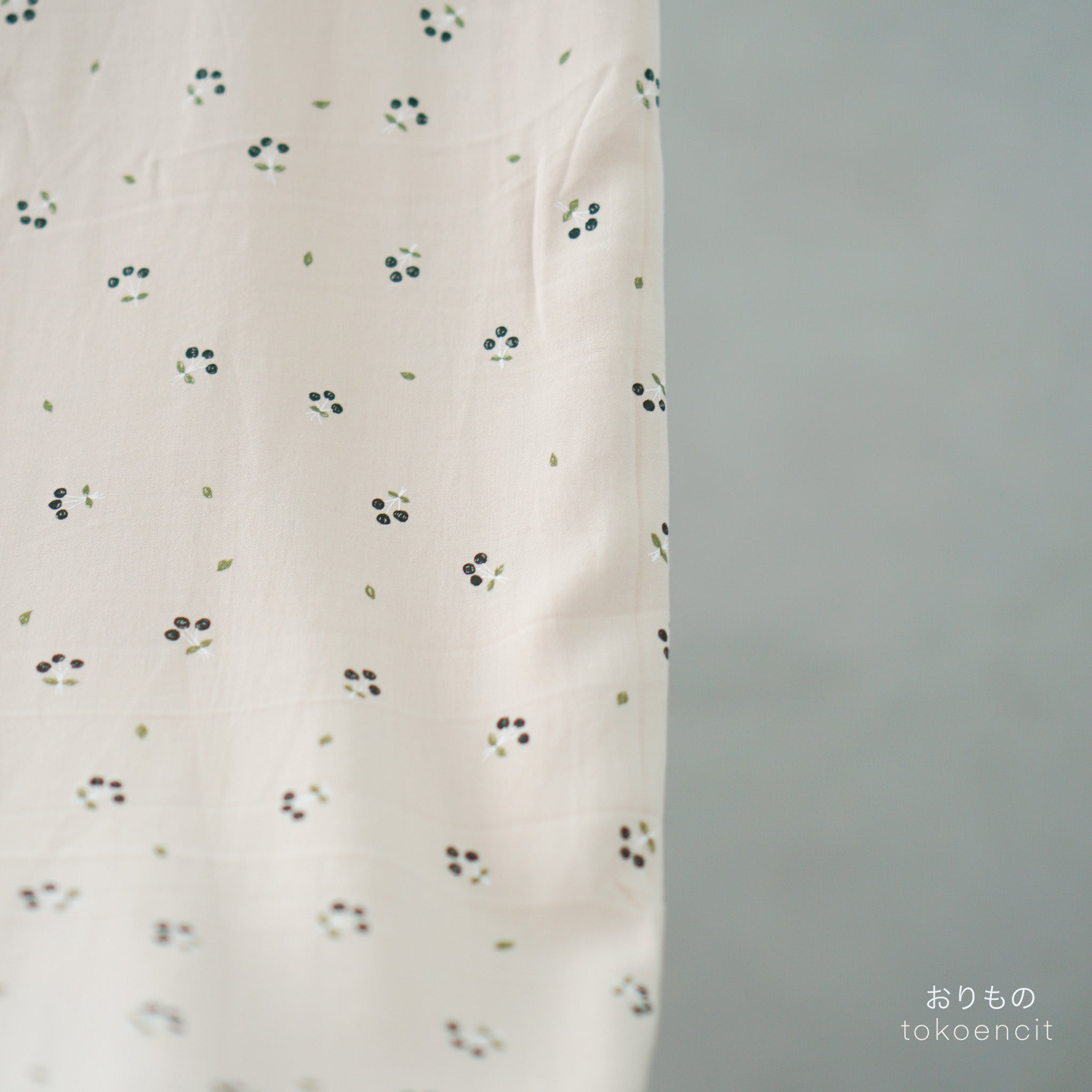 Heavy Poplin | Flower Bouquet Cream