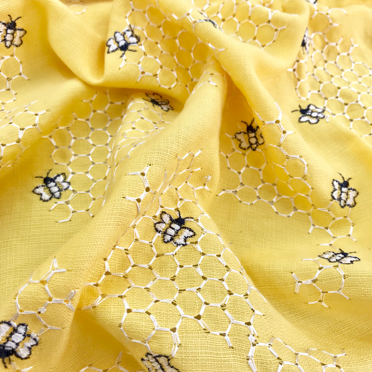 Lyco Linen Embro | Embro Honeycomb
