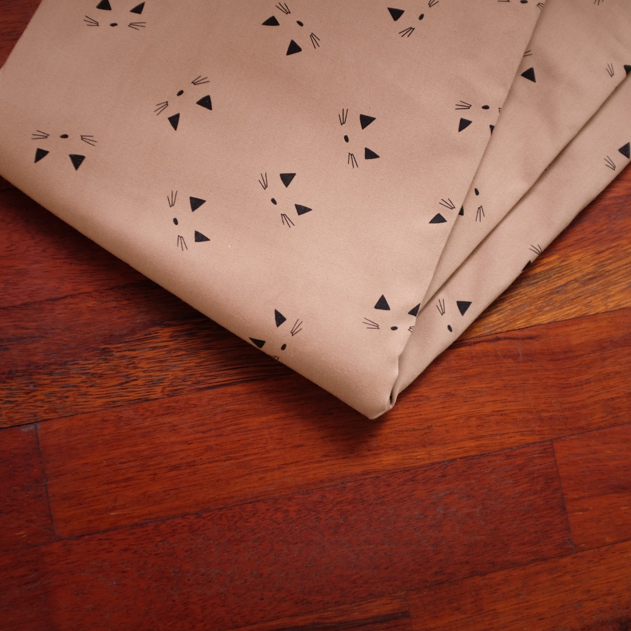 Vico Sateen Spandex | Cat