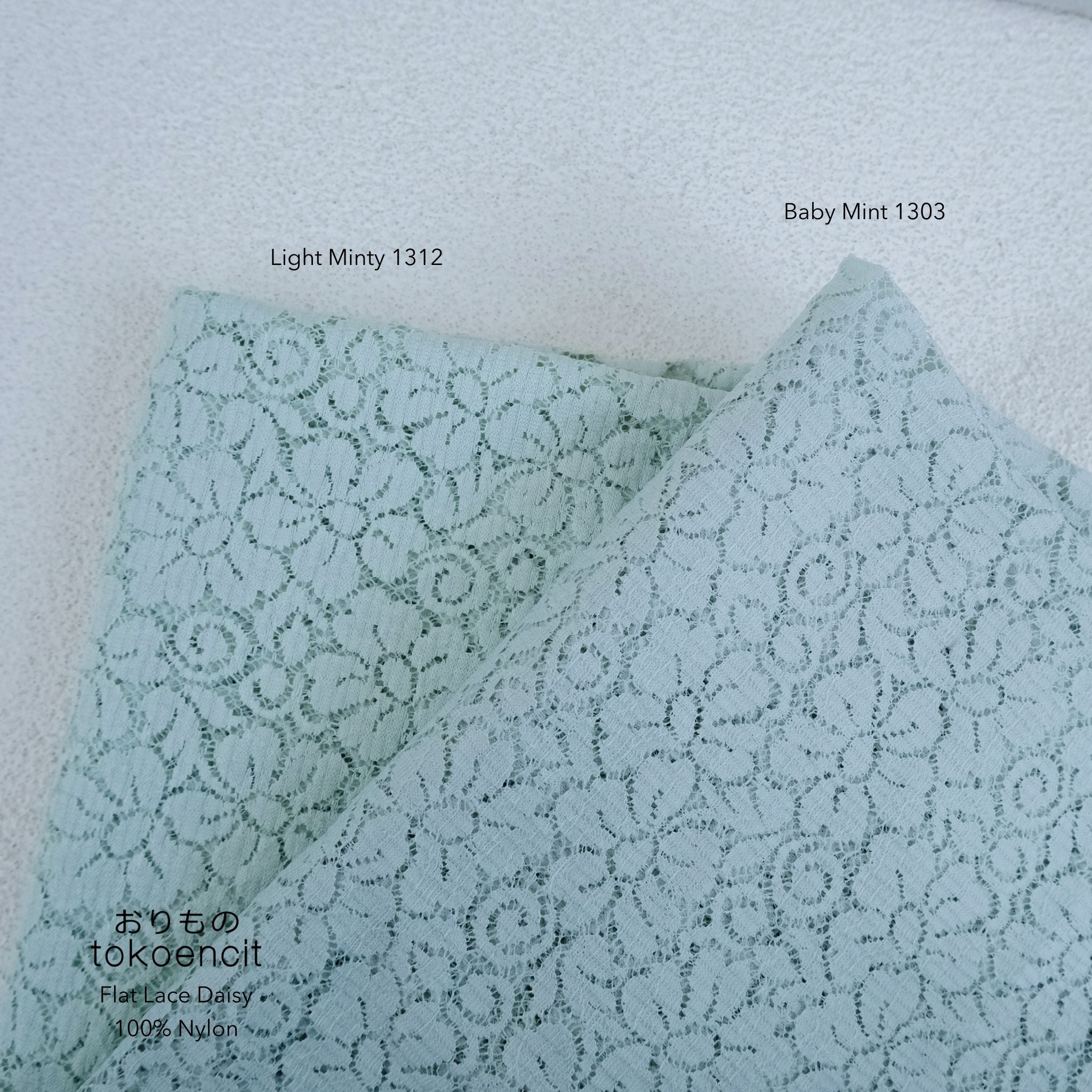 Flat Lace Daisy | Solid