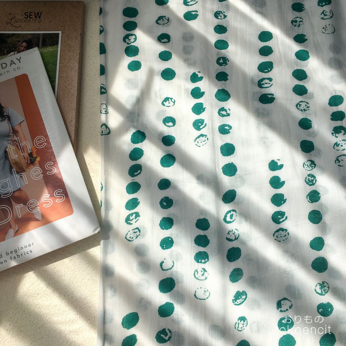 Rayon Tricotin | Medium Line Dot