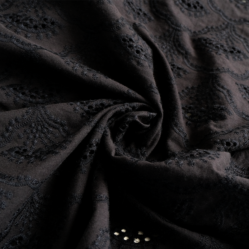 Lyco Poplin Embroidery | Petals