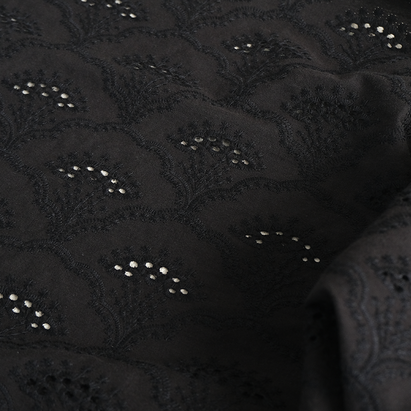 Lyco Poplin Embroidery | Petals