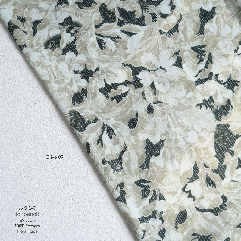 Ev Lawn | Floral Rugs R2