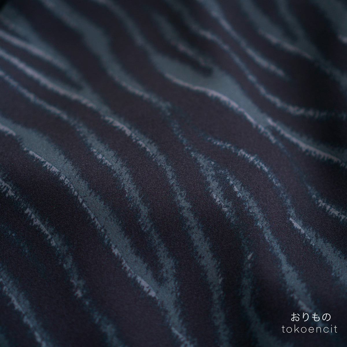 Back Sateen Crepe | Sassy Zebra 01418