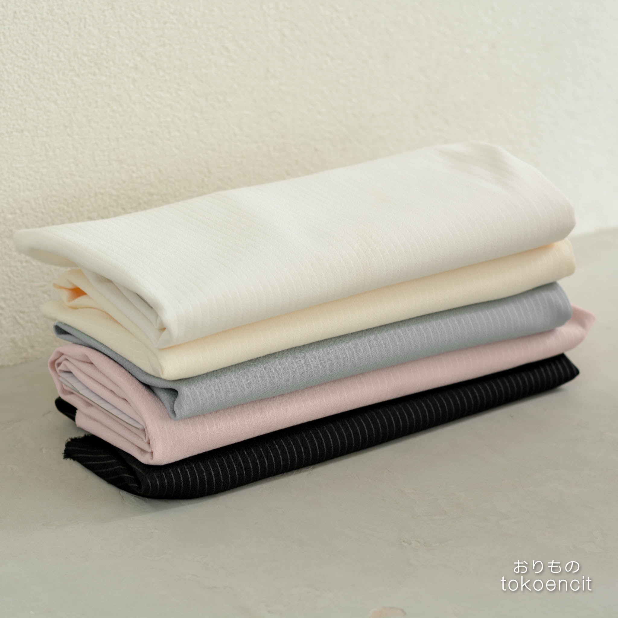 Back Sateen Crepe | E. Salur 05