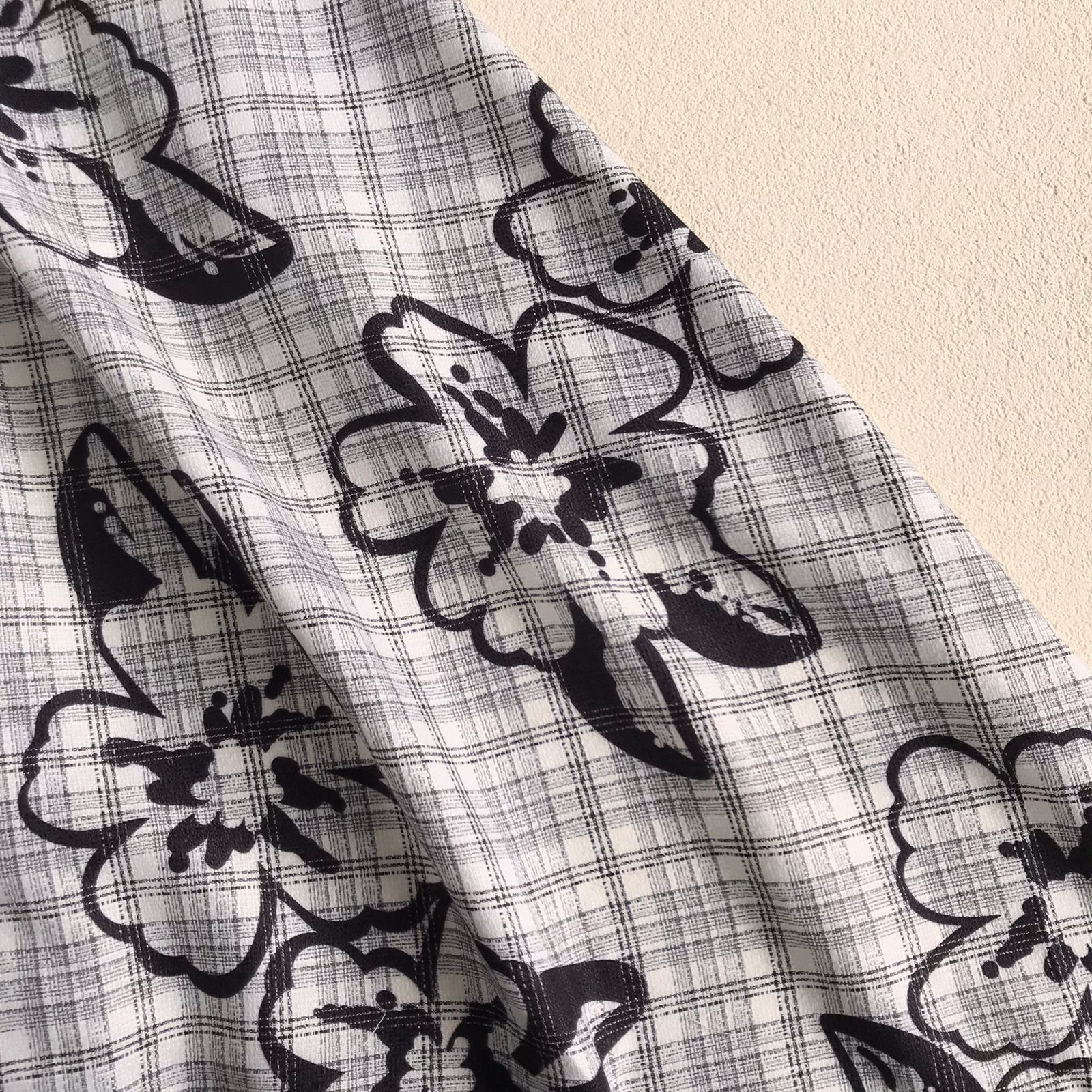 Tweed | Cosmo Flower
