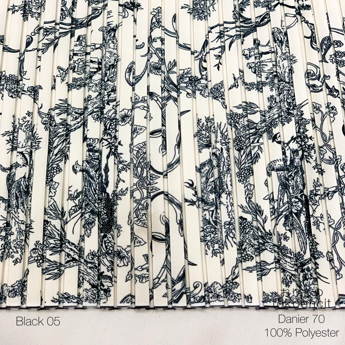 Denier Pleats | Pleat Box Side Jungle Pasley