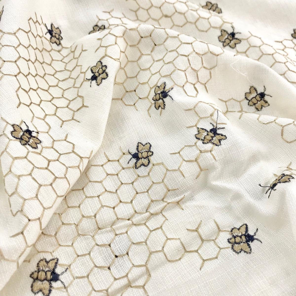Lyco Linen Embro | Embro Honeycomb