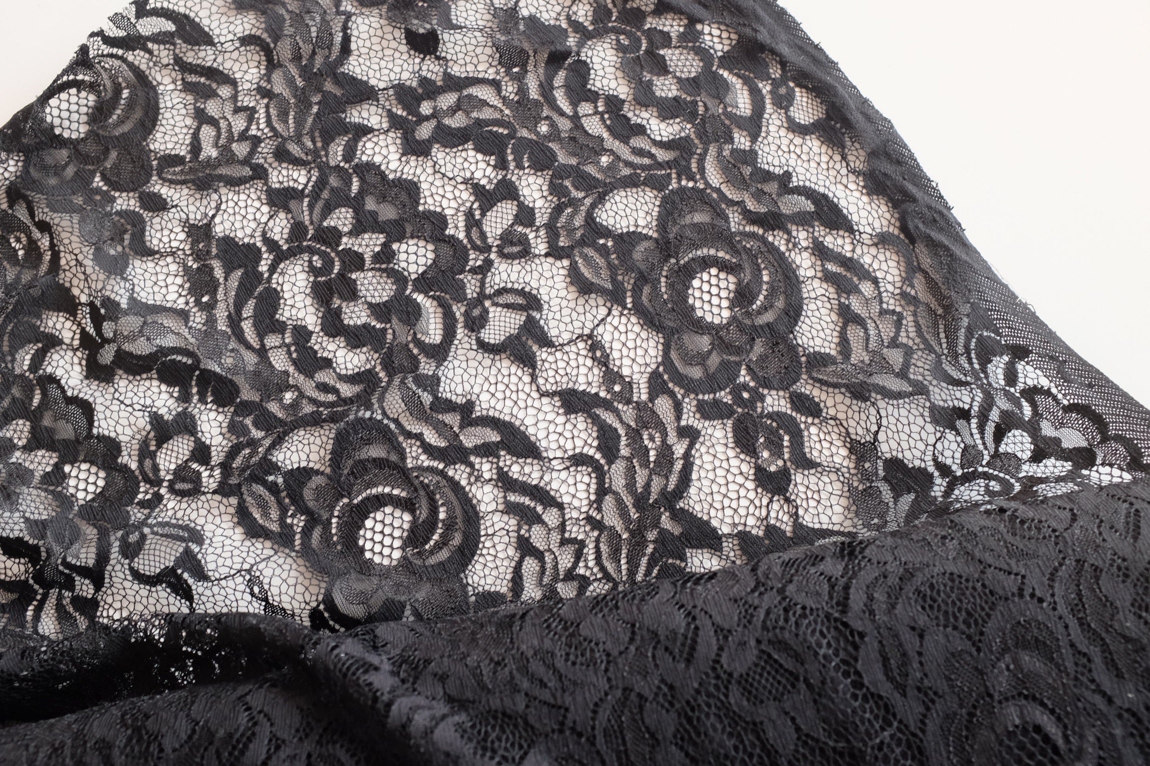 Rose Jacquatronic Lace | Solid Black