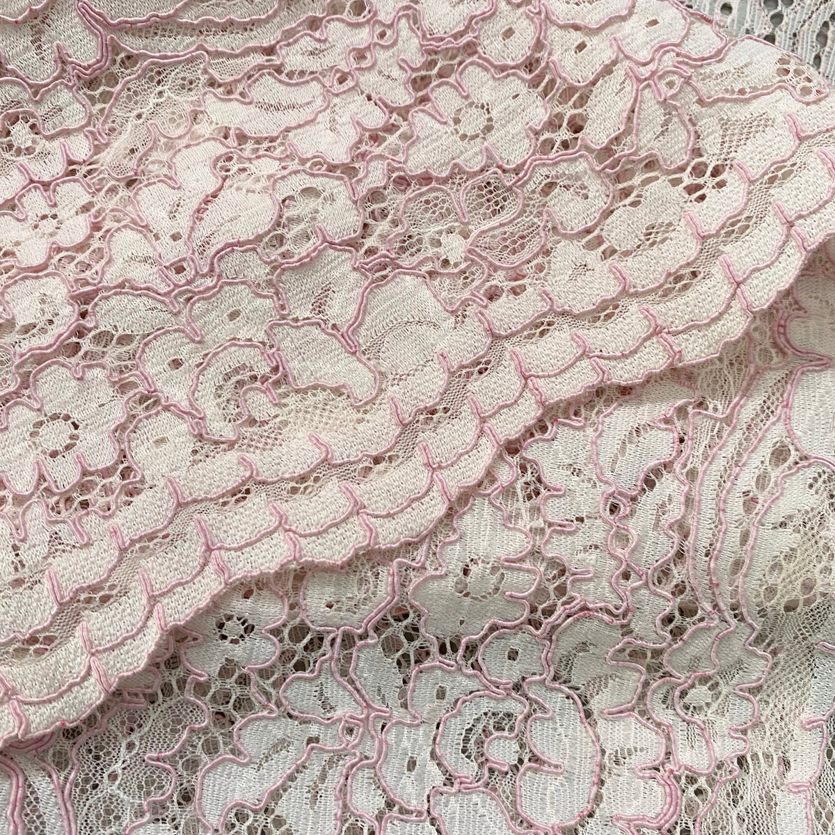 Brocade New Rose Cord (with scallop) | Solid