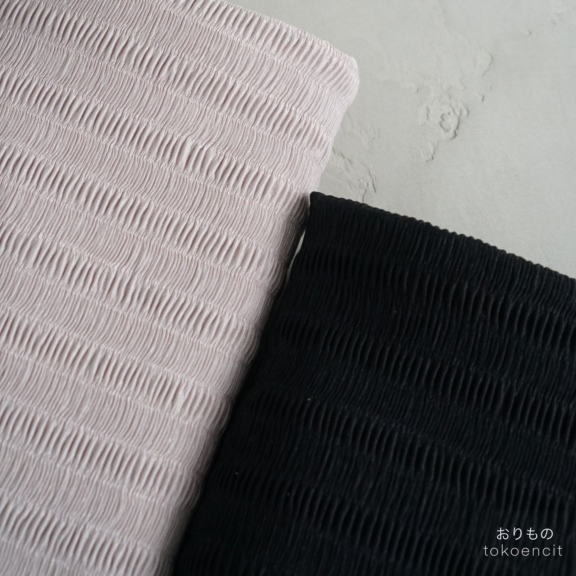 Powder Skin | Pleat Micro Smoke 1cm