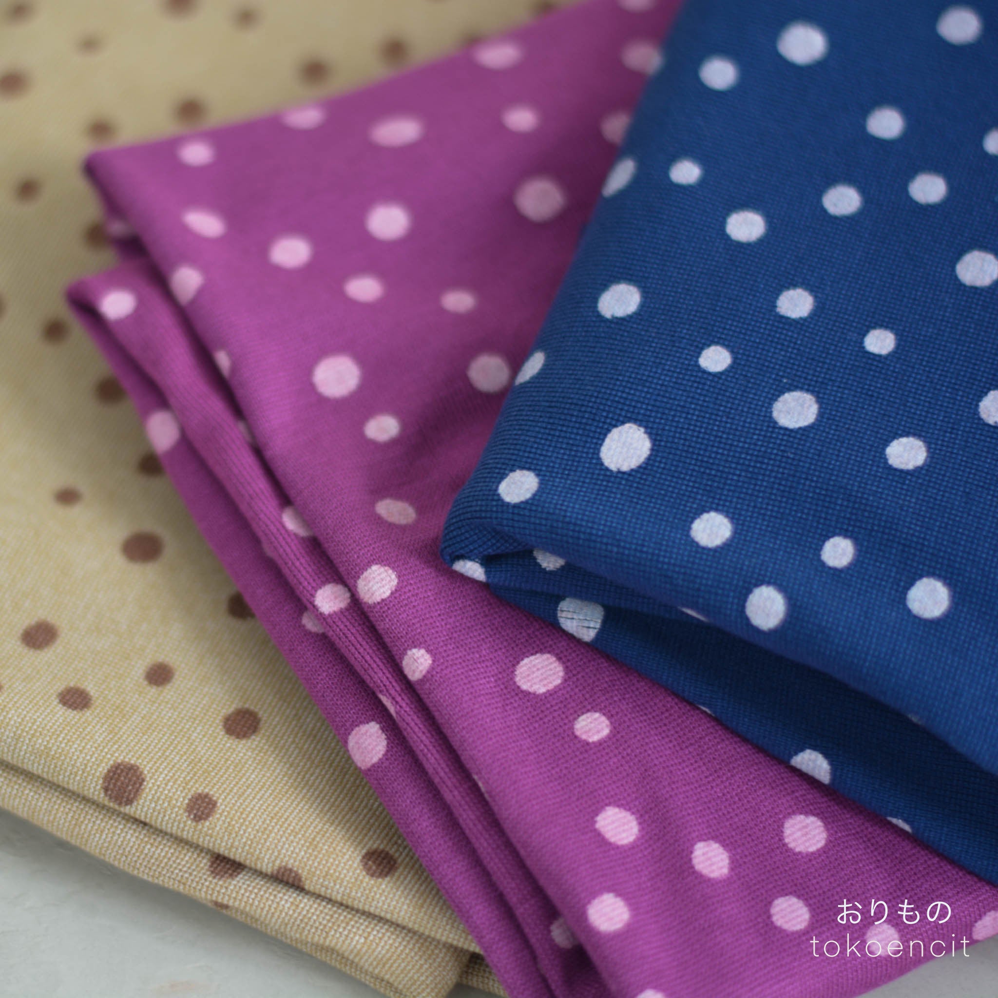 Ponte 24 | Brush Dot 2