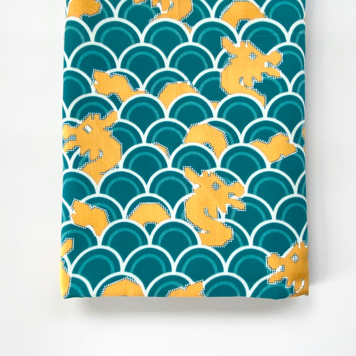 Rayon Broken Sateen | Dragon Playground