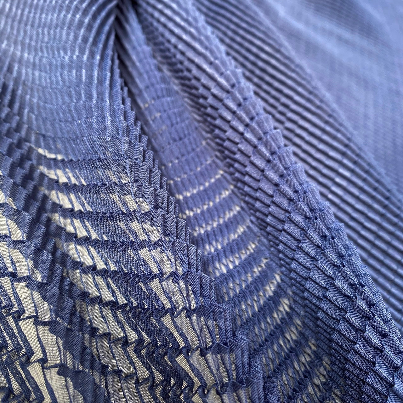 Pleat Waffle (per panel) | Chiffon Silk