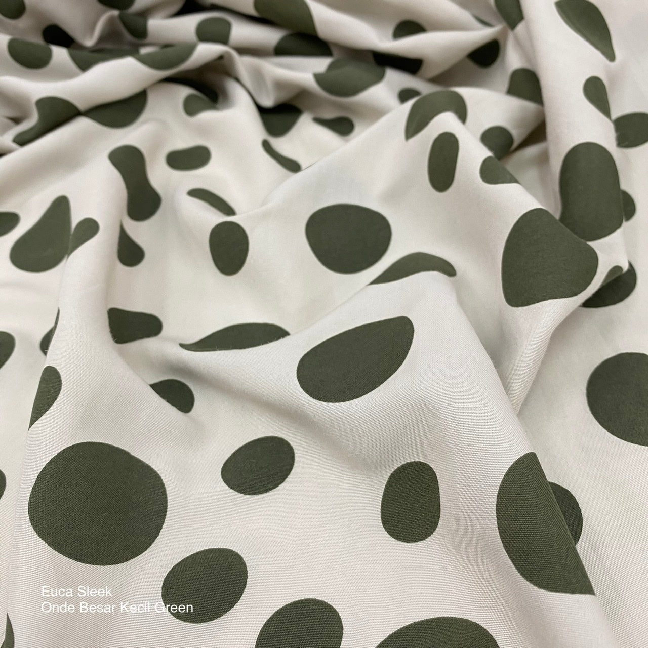 Euca Sleek | Onde Besar Kecil