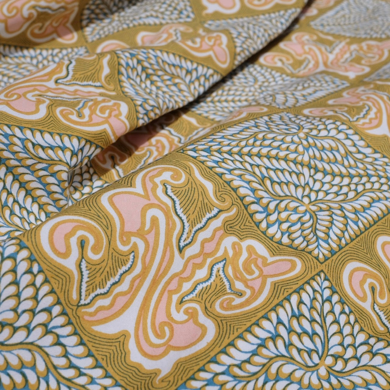 Celco | Batik Diamond