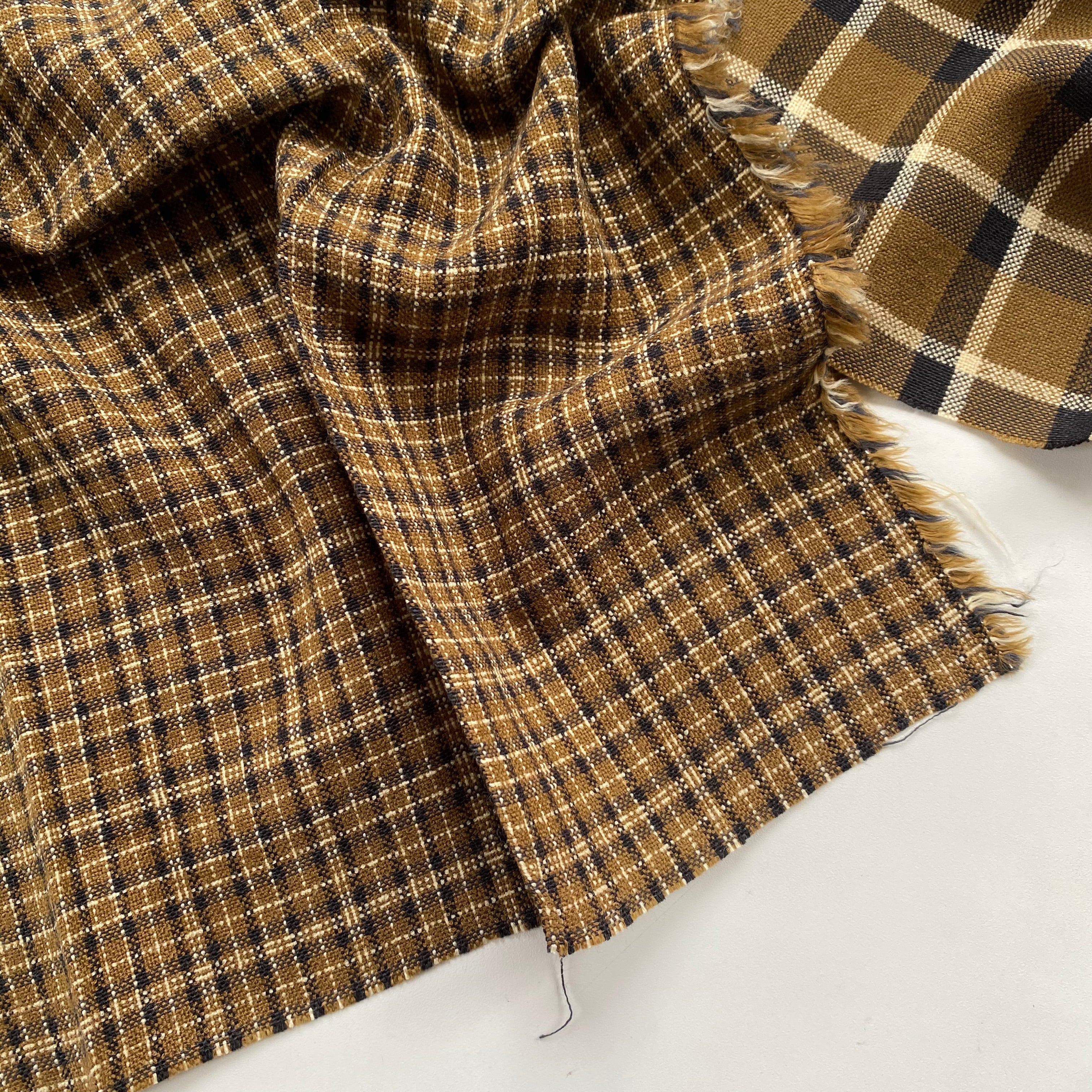 Tweed | Coffee Gold Kotak Kecil