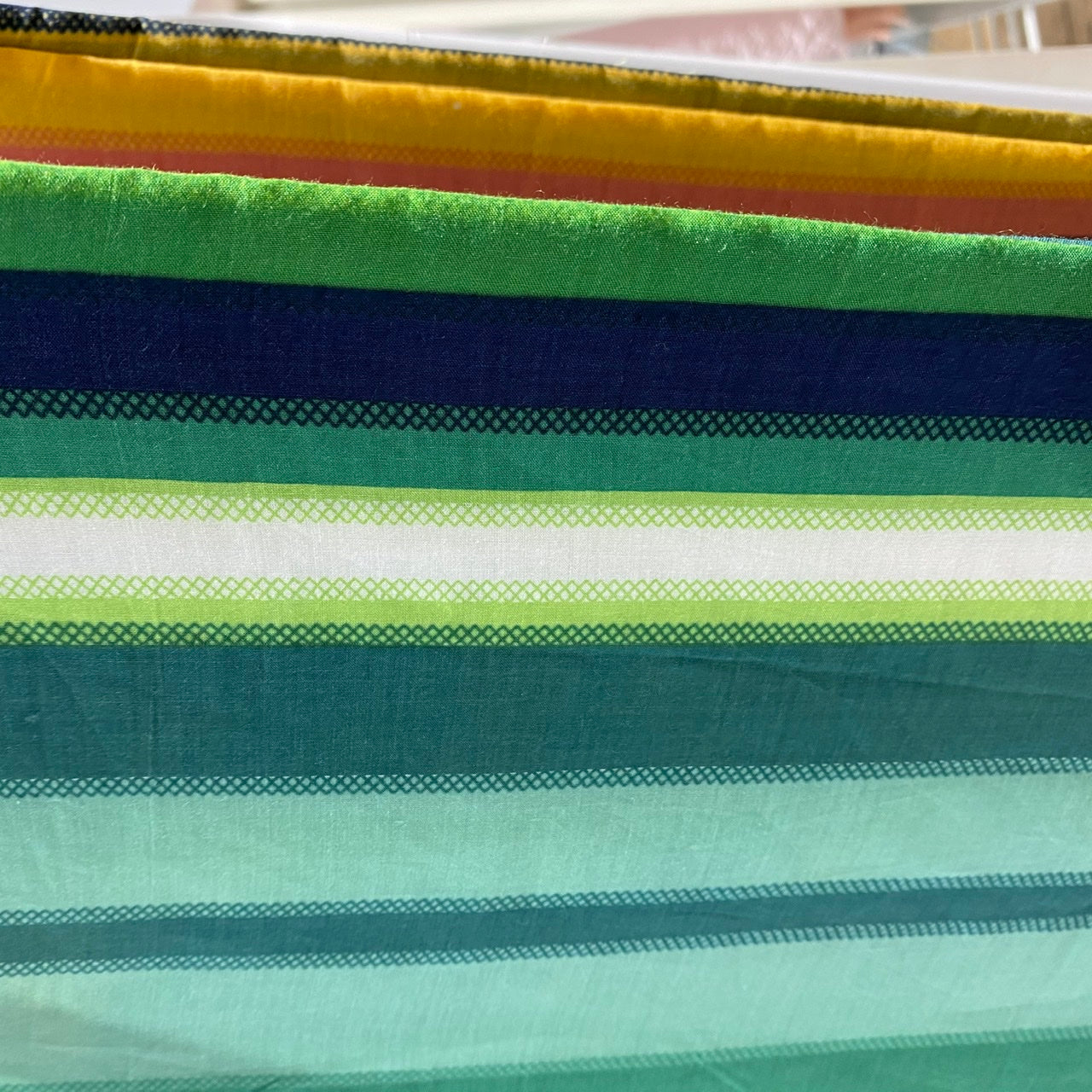 Euca Voille New | Rainbow Horizontal