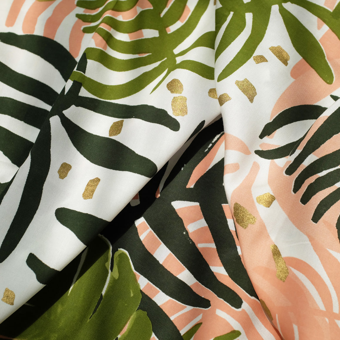 Euca Super | Monstera Palm