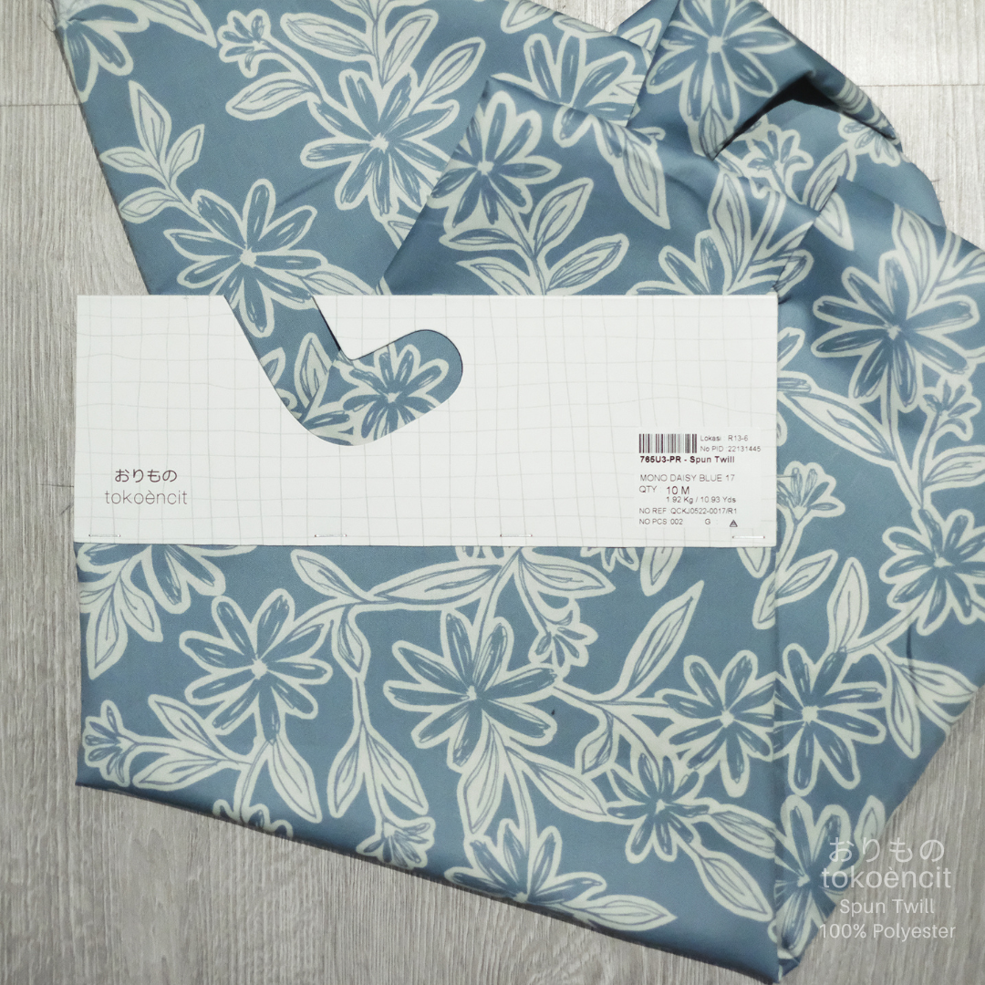 Spun Twill | Mono Daisy